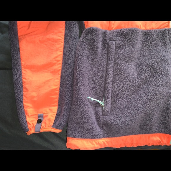 Women’s North Face Denali Jacket - Picture 3 of 7